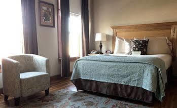 Heritage Inn Artesia Buitenkant foto